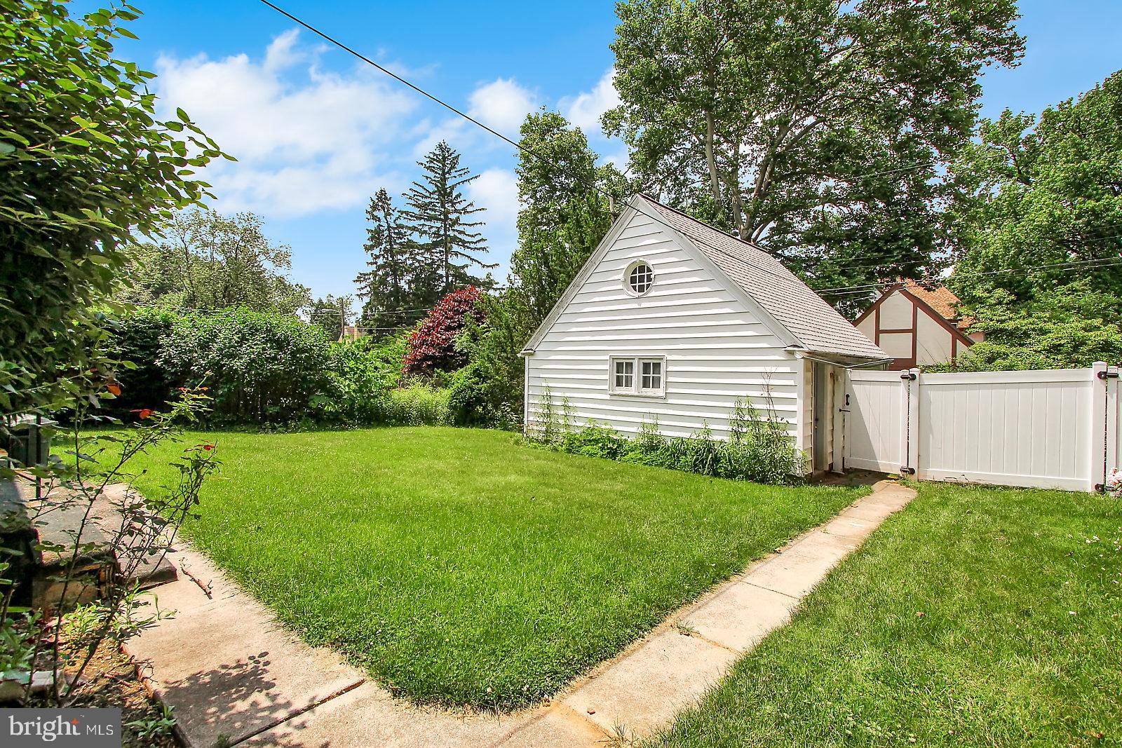 157 Springdale Road York, PA 17403 - Photo 25 of 26 Gallery Image 25