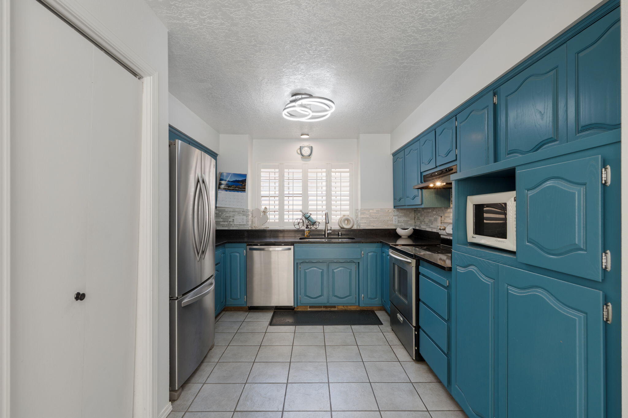 9404 Peralta Road Northeast Albuquerque, NM 87109 - Photo 13 of 32 Gallery Image 13