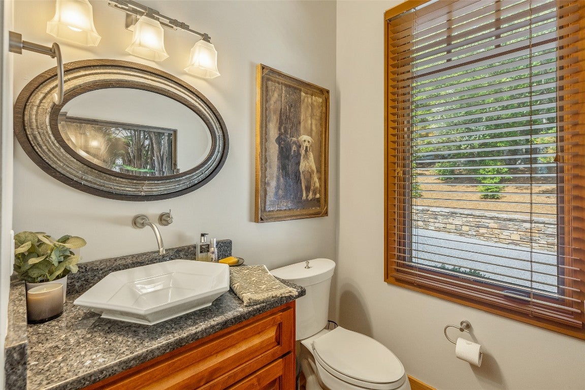 340 East Ridge Road Cashiers, NC 28717 - Photo 7 of 70 Guest bath main level