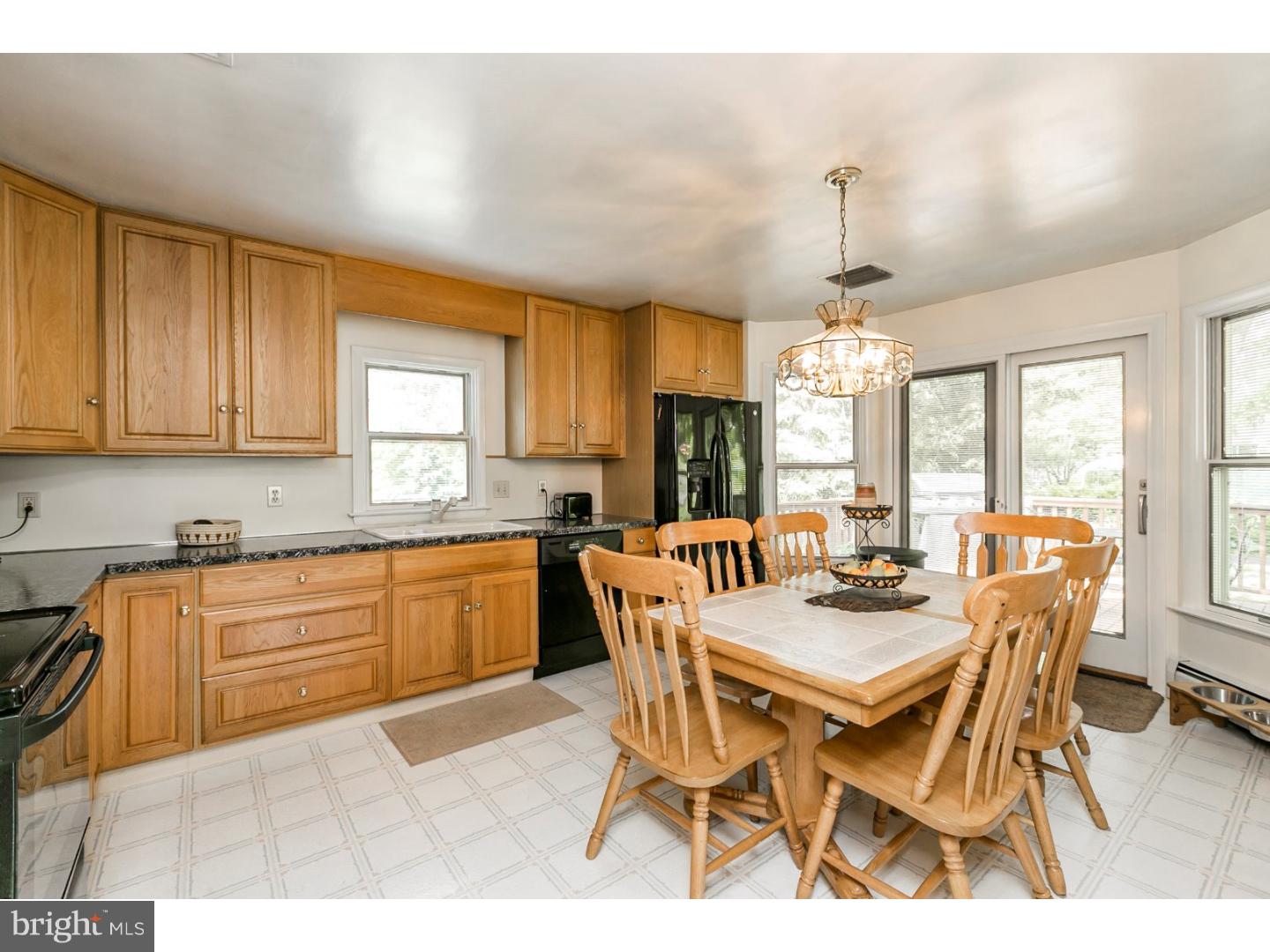 887 Rising Sun Road Telford, PA 18969 - Photo 11 of 25 Gallery Image 11