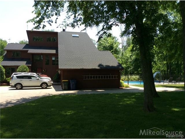 53289 Baker Road Chesterfield, MI 48047 - Photo 6 of 42