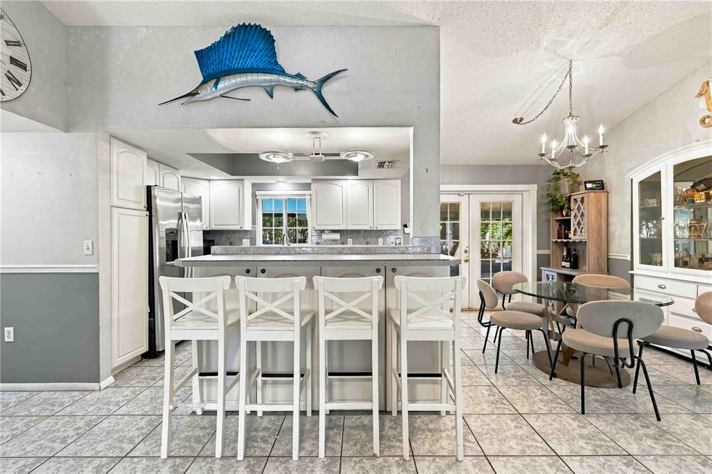 1613 Wharf Road Sarasota, FL 34231 - Photo 12 of 81 Gallery Image 12