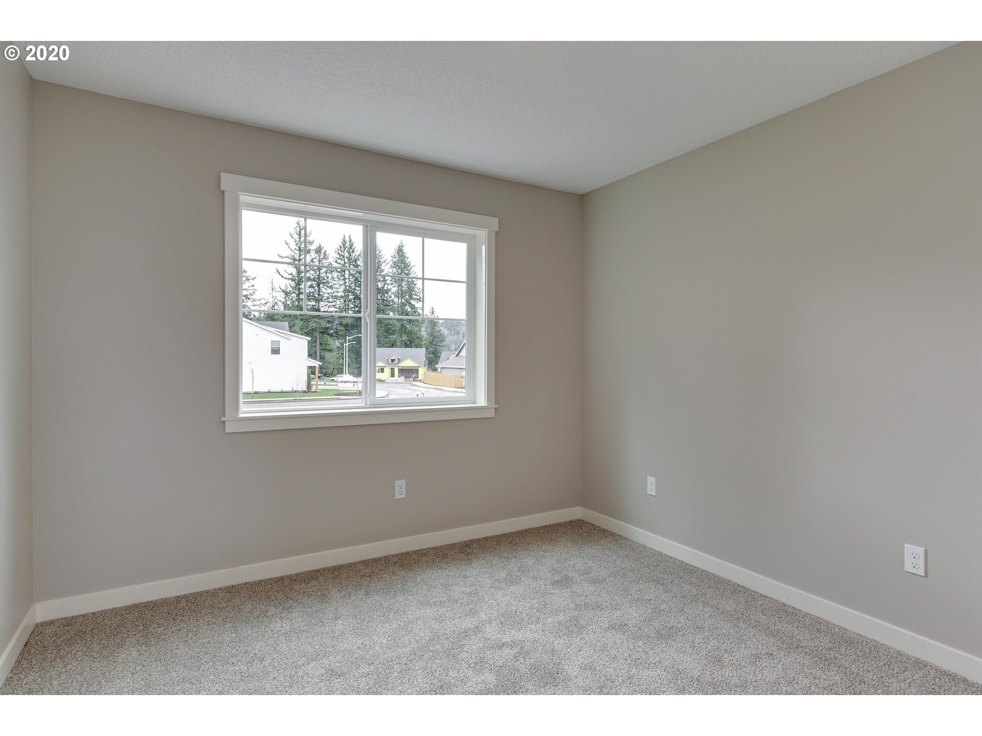 887 Southeast Darrow Road Estacada, OR 97023 - Photo 17 of 30