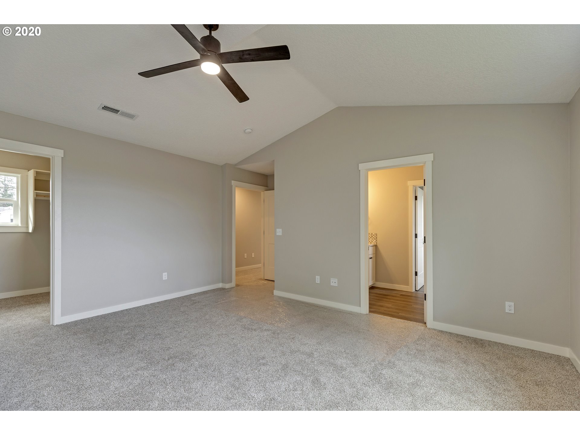 887 Southeast Darrow Road Estacada, OR 97023 - Photo 23 of 30