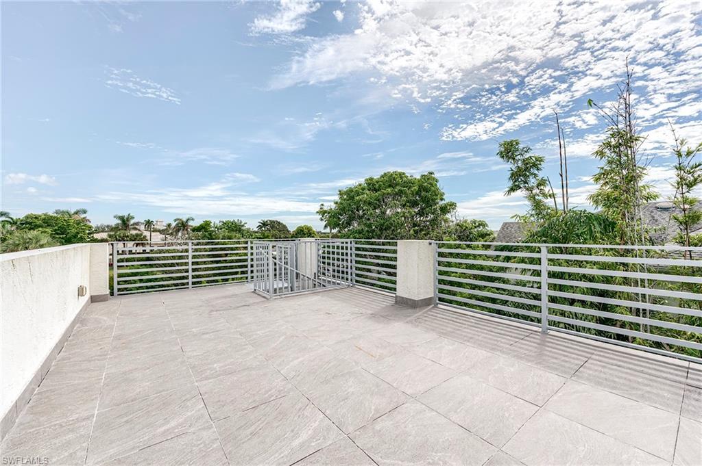 145 Capri Boulevard Naples, FL 34113 - Photo 14 of 33 Unit 143