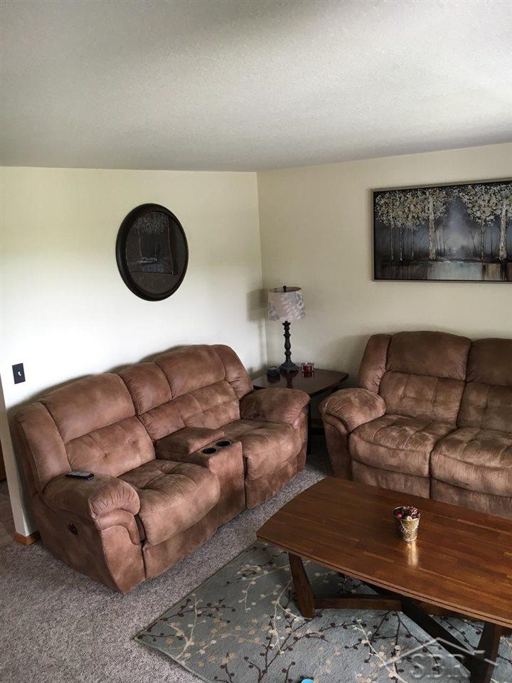 8121 Webster Road Freeland, MI 48623 - Photo 13 of 14 31298411-12.JPG