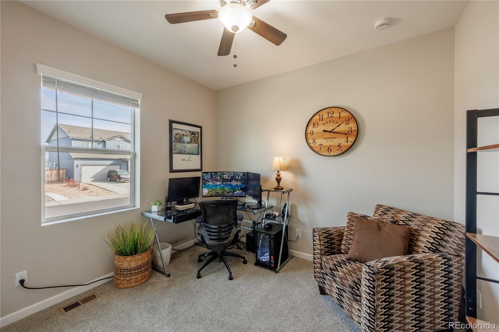 11769 Oneida Street Thornton, CO 80233 - Photo 4 of 39