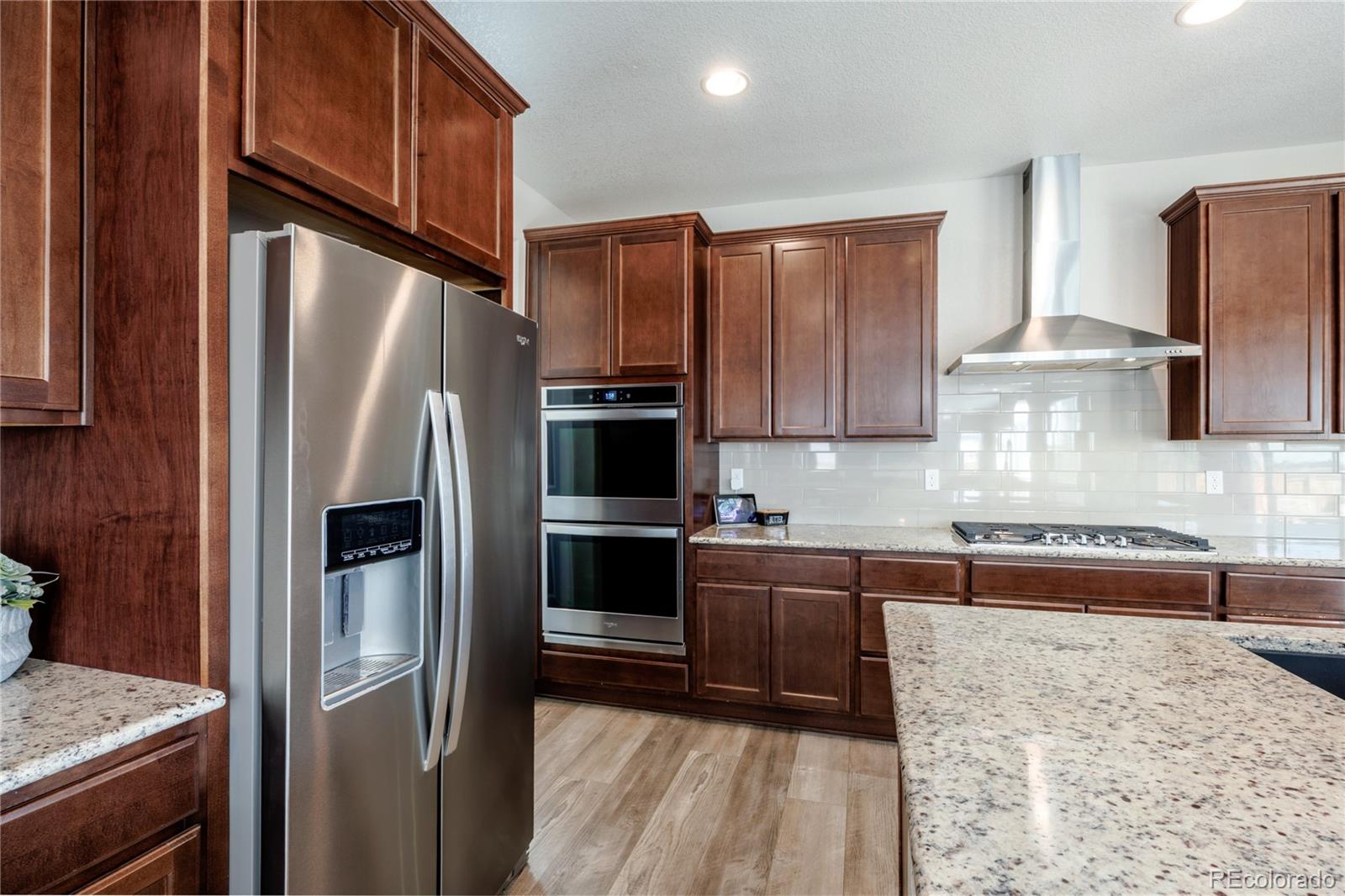 11769 Oneida Street Thornton, CO 80233 - Photo 9 of 39