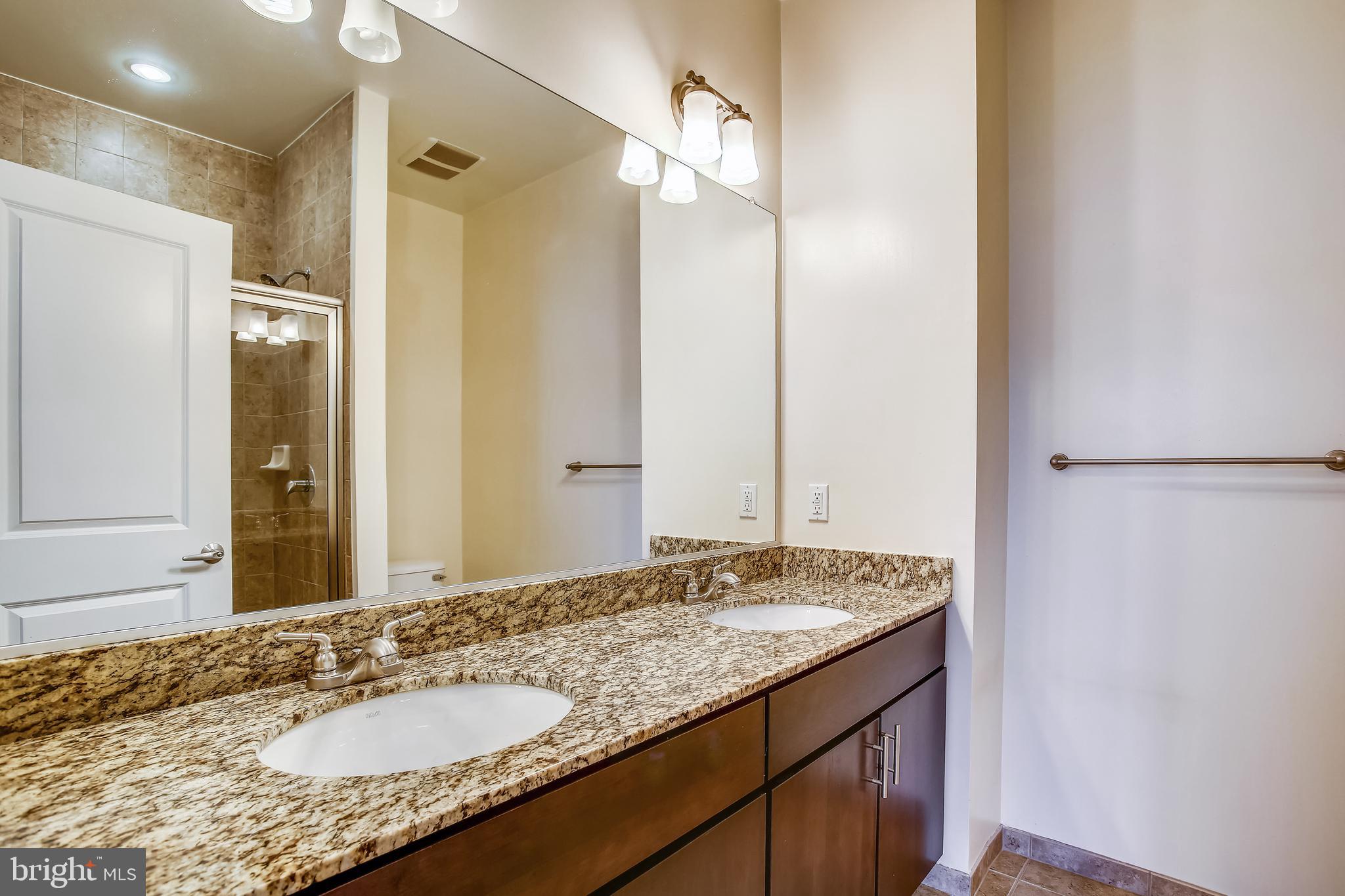 2526 Sheridan Road Southeast Washington, DC 20020 - Photo 23 of 32 Primary EnSuite