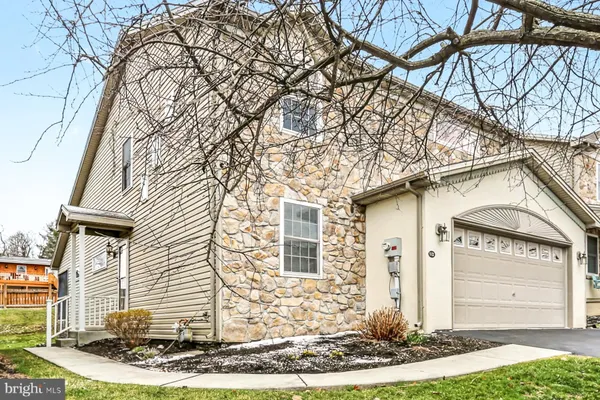 $329,900 | 112 Holly Hills Drive, Harrisburg, PA 17110