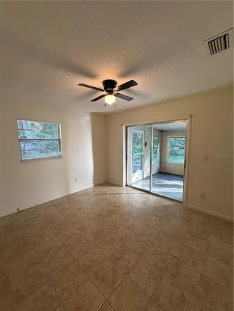 $1,595 | 838 East Indiana Avenue, Deland, FL 32724