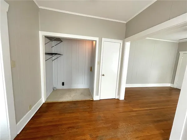 $877 | 909 Bina Street, Unit B, Bryan, TX 77803