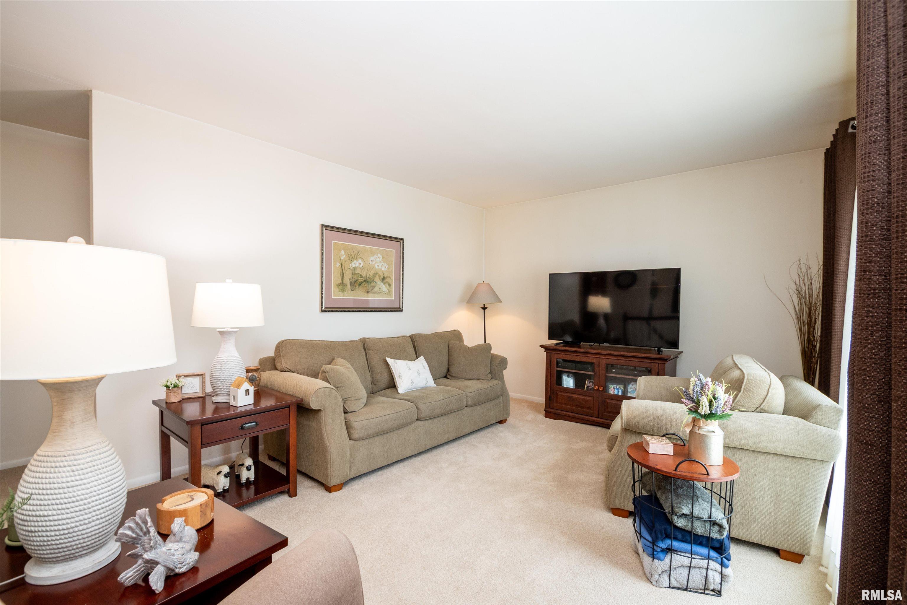 6203 North Randwick Road Peoria, IL 61615 - Photo 27 of 35