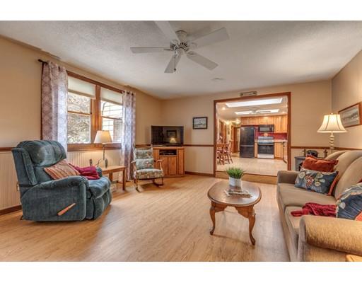22 Governor Peabody Road Billerica, MA 01821 - Photo 13 of 27 Gallery Image 13