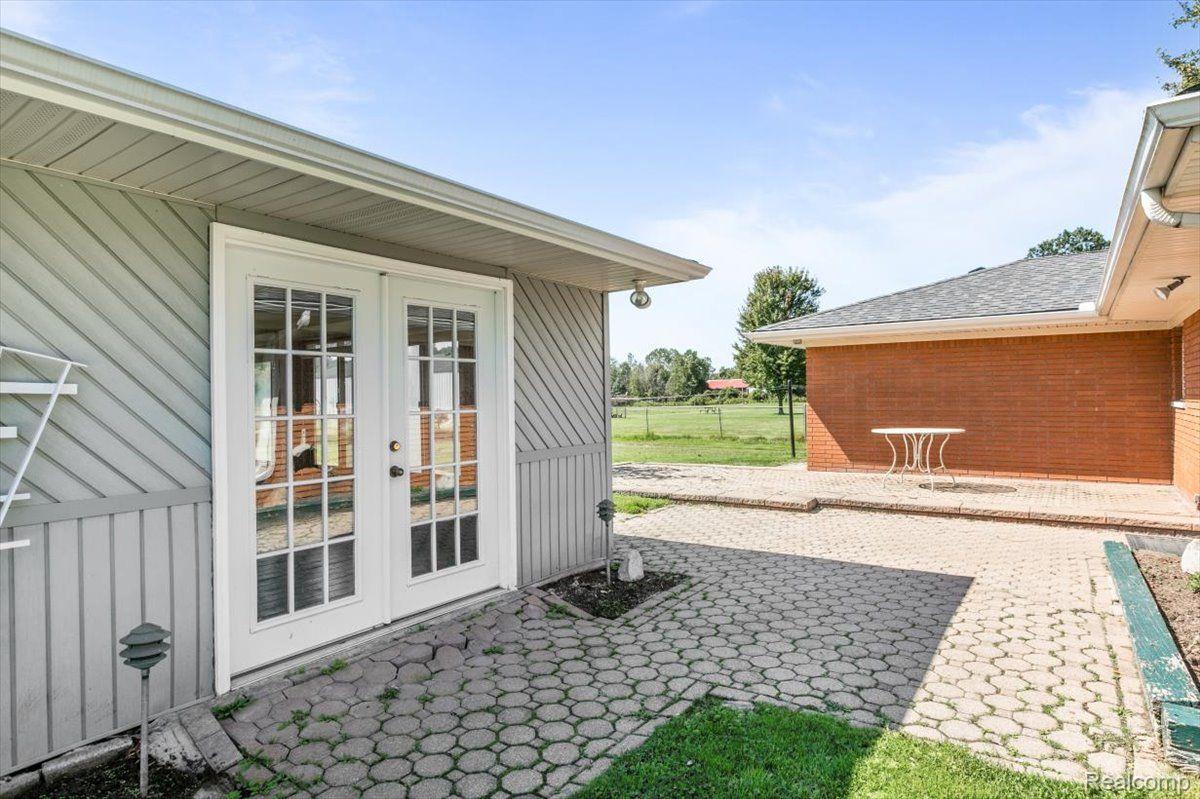 10249 Lindsey Road Casco, MI 48064 - Photo 16 of 35 Gallery Image 16