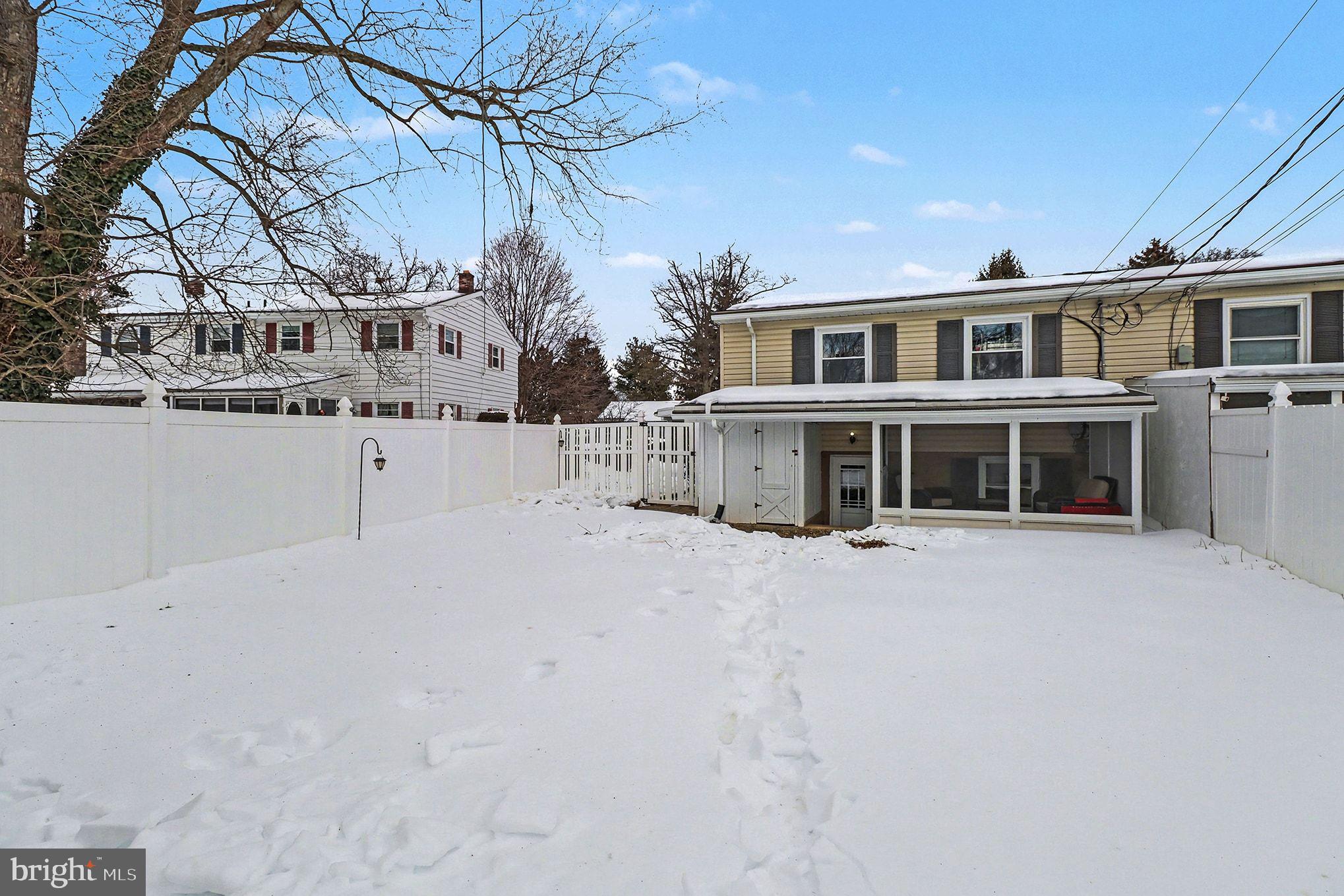 504 Hensley Street Lititz, PA 17543 - Photo 28 of 34 a front view of a house with a yard