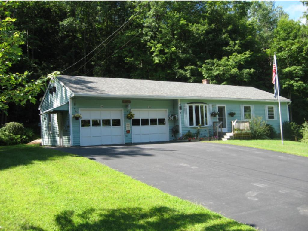 33 Ledgewood Road Claremont, NH 03743 - Photo 2 of 27 Gallery Image 2