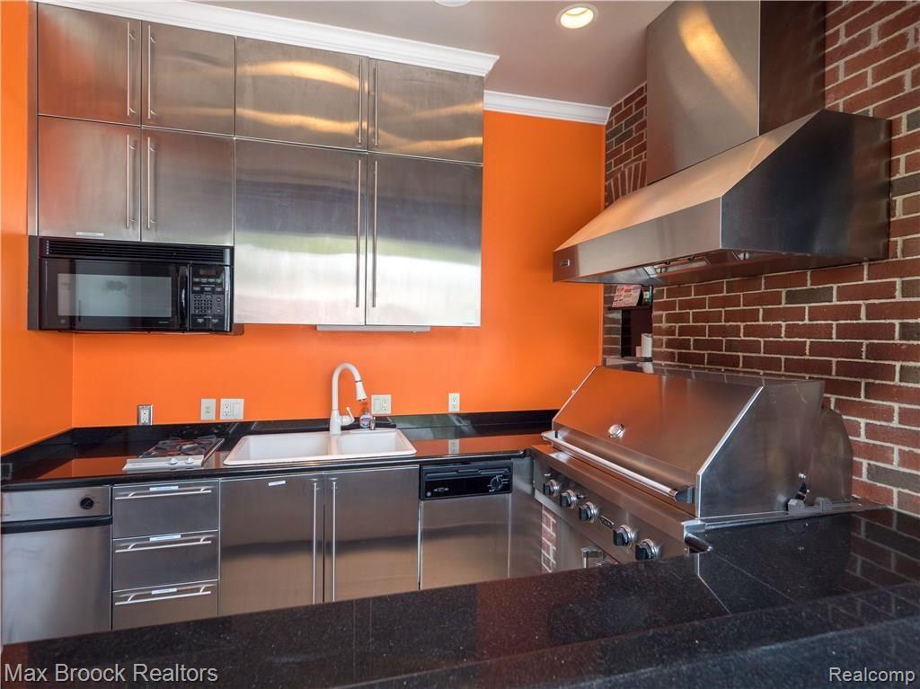 32845 Whatley Road Franklin, MI 48025 - Photo 57 of 68 P1199683-HDR.jpg
