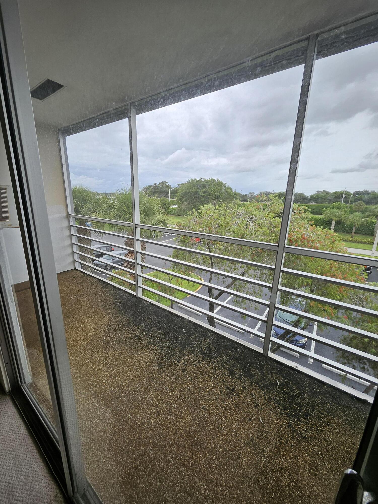 244 Suffolk F, Unit 244F Boca Raton, FL 33434 - Photo 7 of 11 20240613_120149