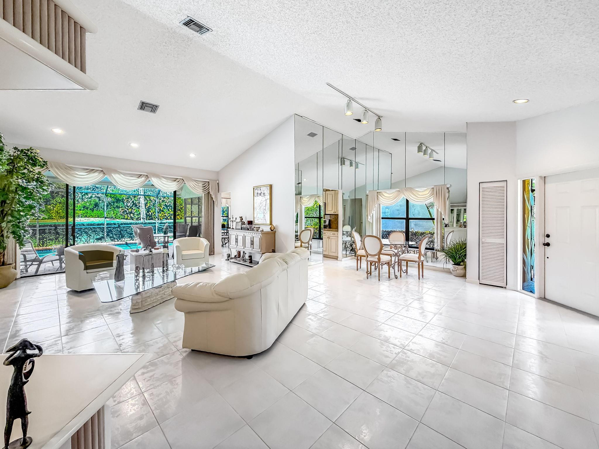 11105 Highland Circle Boca Raton, FL 33428 - Photo 14 of 55 Photo 14