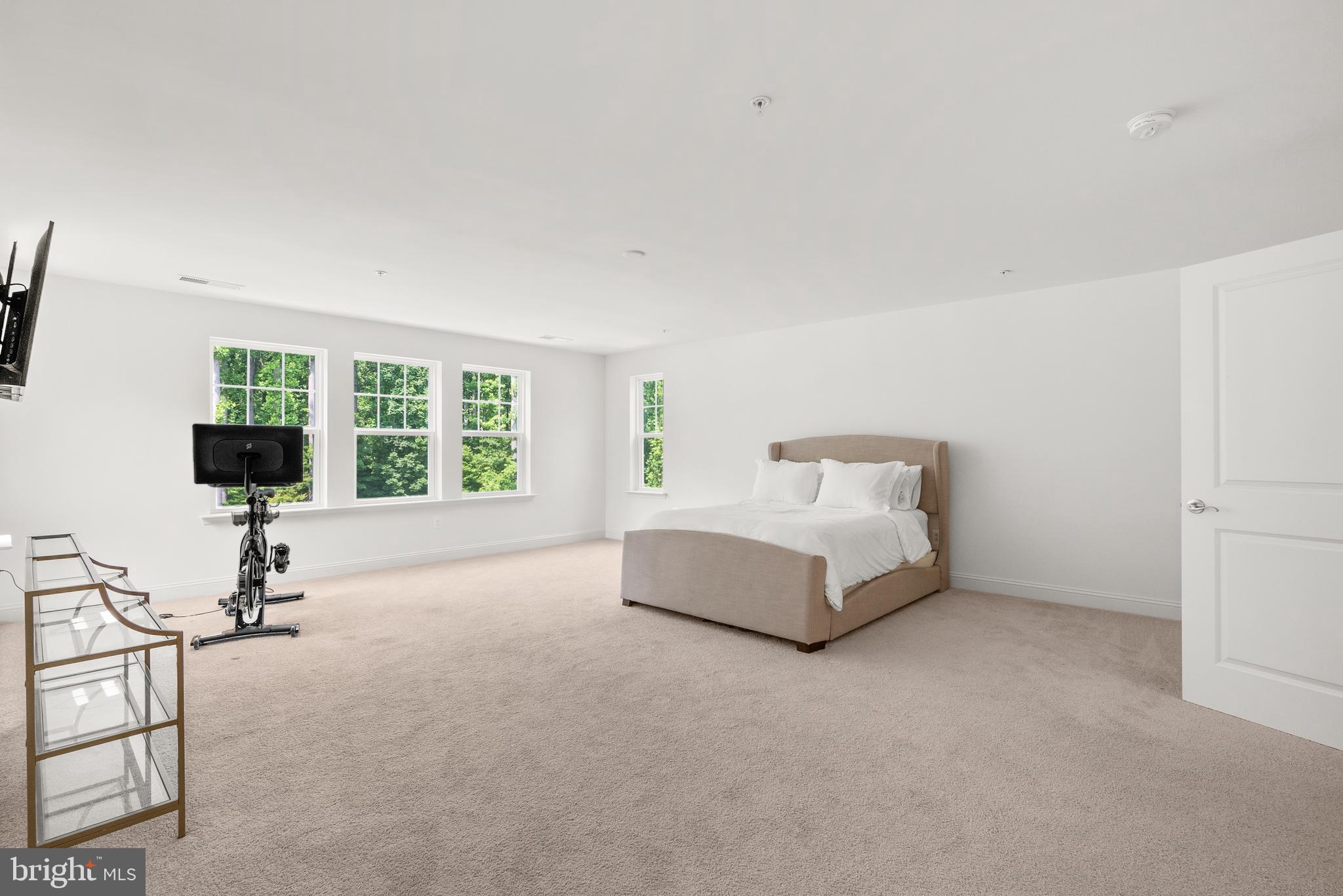 11012 North Riding Road Upper Marlboro, MD 20772 - Photo 26 of 54 Primary Bedroom (spacious)