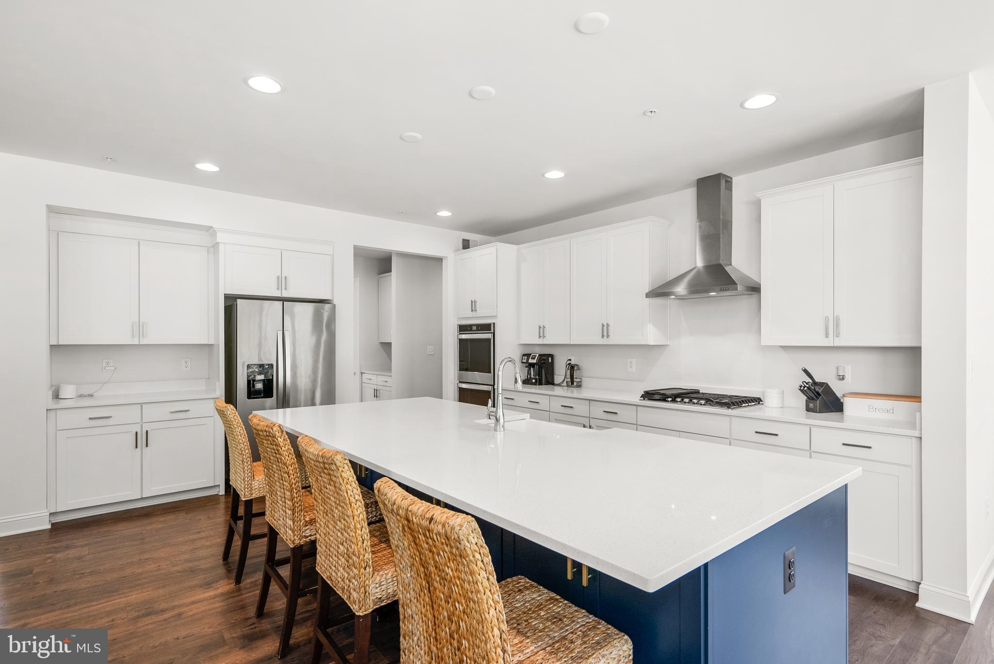 11012 North Riding Road Upper Marlboro, MD 20772 - Photo 3 of 54 Kitchen (large island)