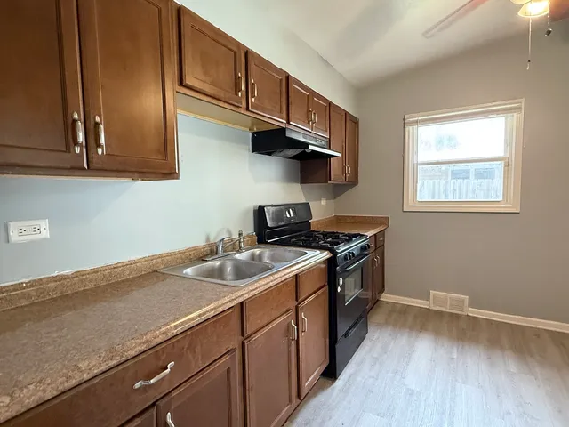 $186,000 | 1133 Parkview Avenue, Chicago Heights, IL 60411