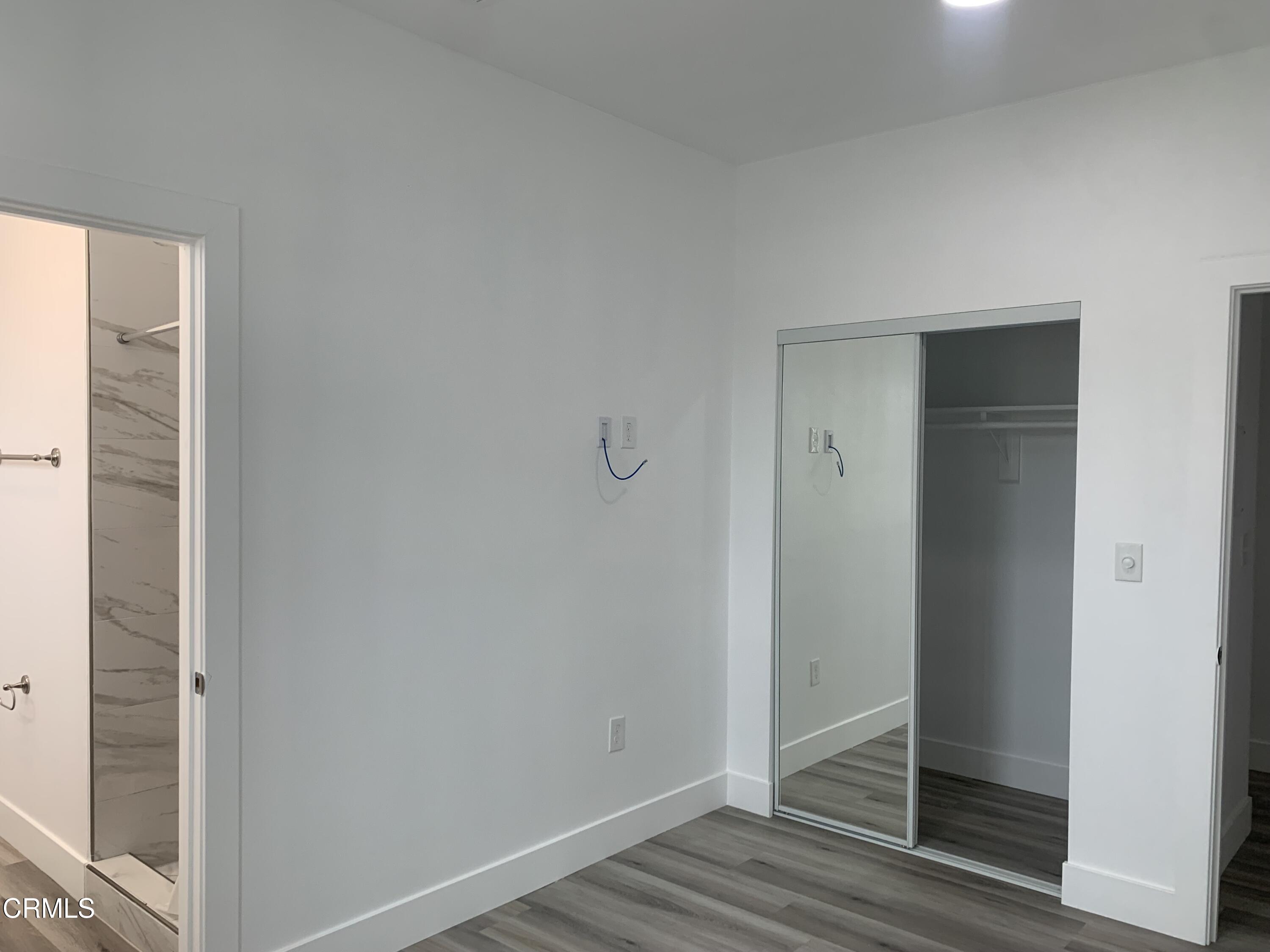 6375 Converse Avenue, Unit A Los Angeles, CA 90001 - Photo 11 of 14 a view of an empty room