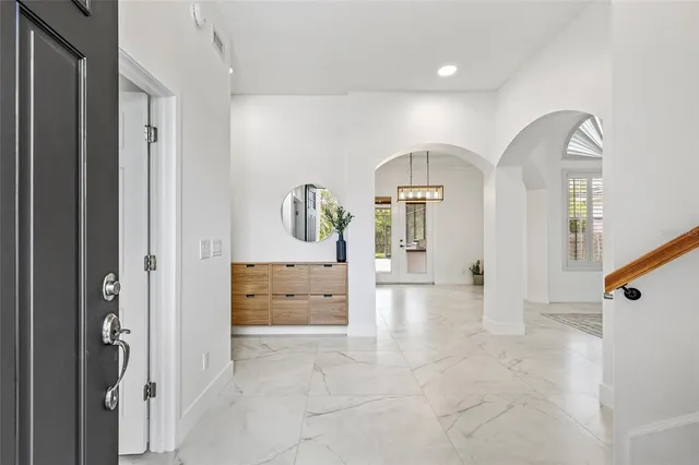 $1,375,000 | 1191 Darlington Oak Drive Northeast, St. Petersburg, FL 33703