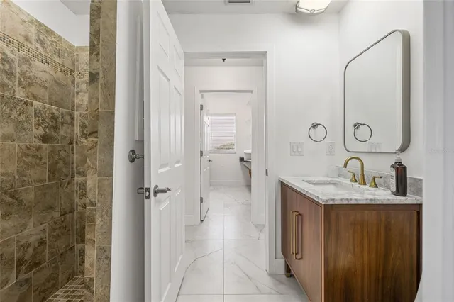 $1,375,000 | 1191 Darlington Oak Drive Northeast, St. Petersburg, FL 33703