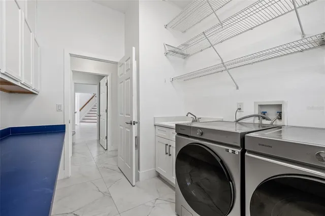 $1,375,000 | 1191 Darlington Oak Drive Northeast, St. Petersburg, FL 33703