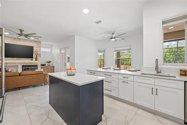 $1,375,000 | 1191 Darlington Oak Drive Northeast, St. Petersburg, FL 33703