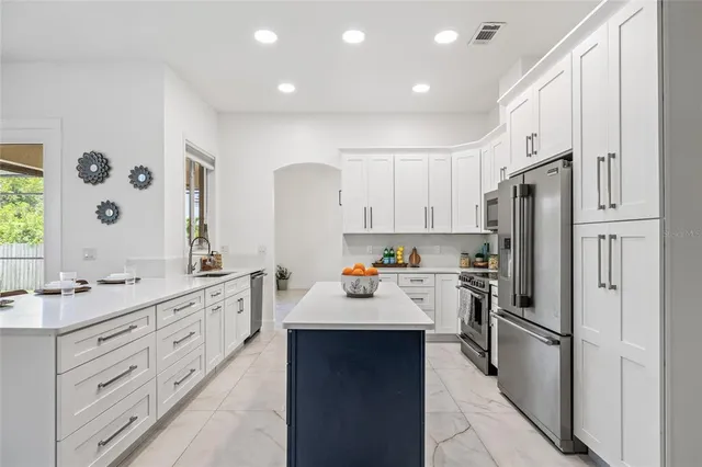 $1,375,000 | 1191 Darlington Oak Drive Northeast, St. Petersburg, FL 33703