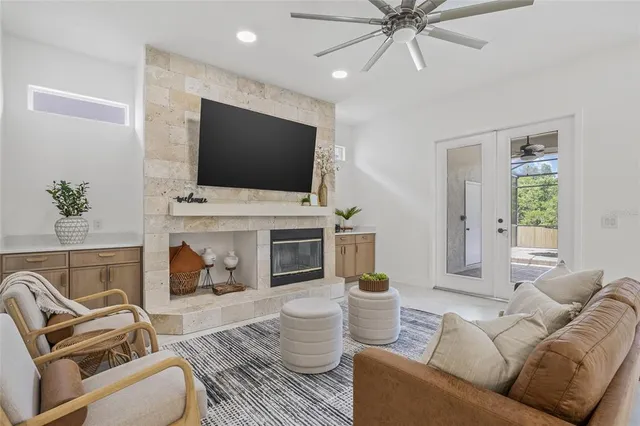 $1,375,000 | 1191 Darlington Oak Drive Northeast, St. Petersburg, FL 33703