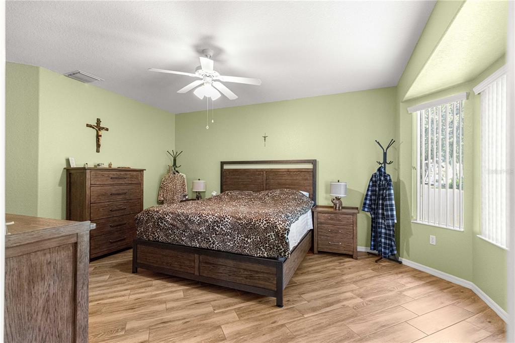 12864 Southeast 92nd Court Road Summerfield, FL 34491 - Photo 15 of 67 Gallery Image 15