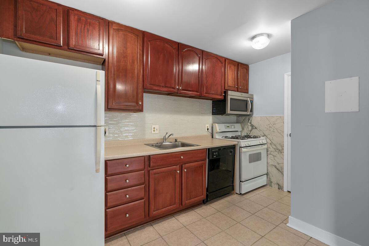 3760 Bel Pre Road, Unit 8 Silver Spring, MD 20906 - Photo 11 of 28 Gallery Image 11