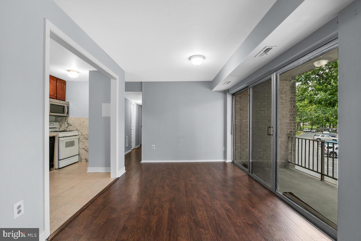 3760 Bel Pre Road, Unit 8 Silver Spring, MD 20906 - Photo 5 of 28 Gallery Image 5