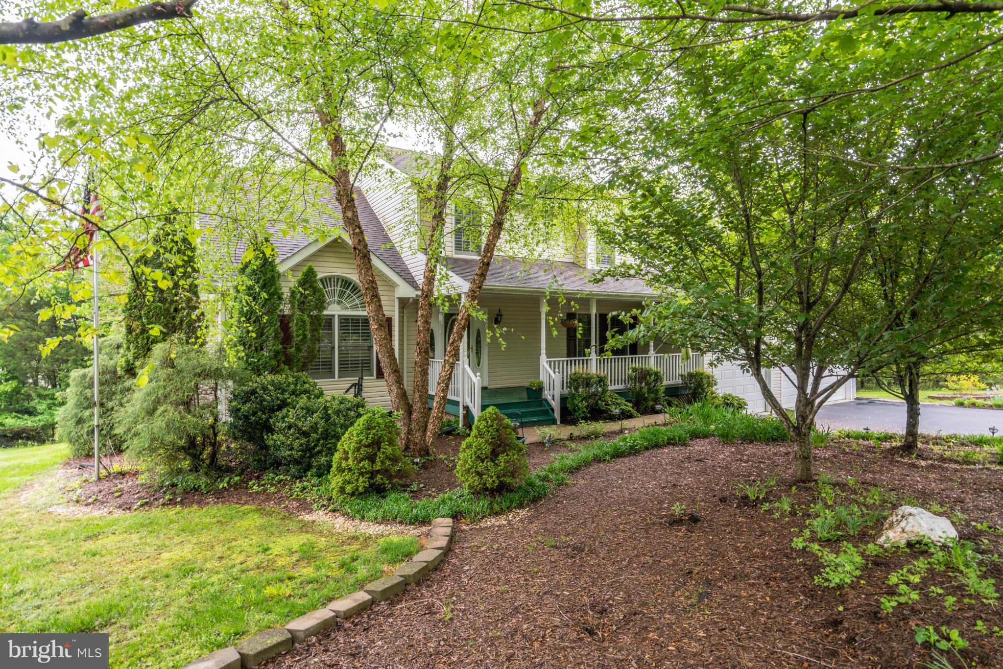 7103 Kelly Road Warrenton, VA 20187 - Photo 1 of 30 Nicely landscaped front yard