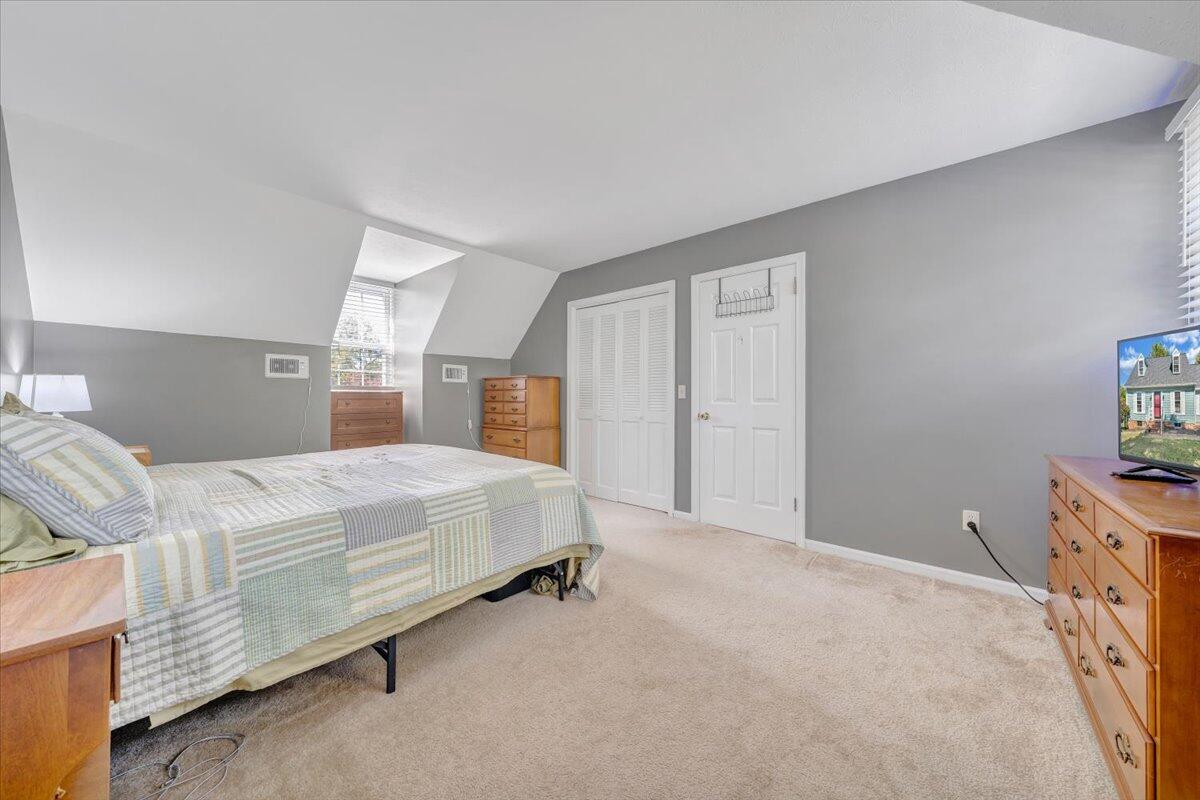 8 Woodduck Road Lexington, VA 24450 - Photo 23 of 68 21-MIB07059