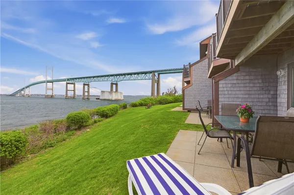 $995,000 | 150 Bay View Drive, Unit 14, Jamestown, RI 02835