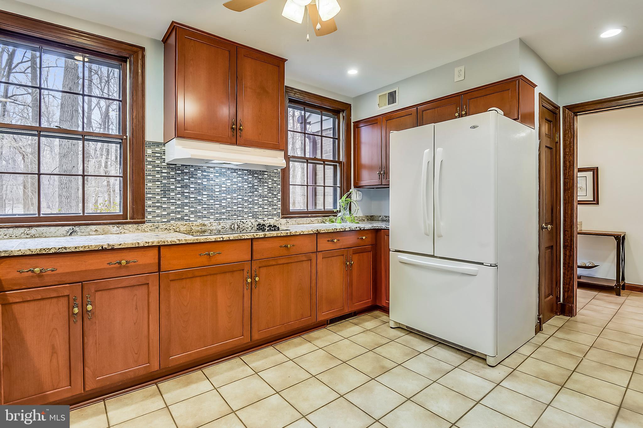 17717 Pond Road Ashton, MD 20861 - Photo 13 of 51 large kitchen