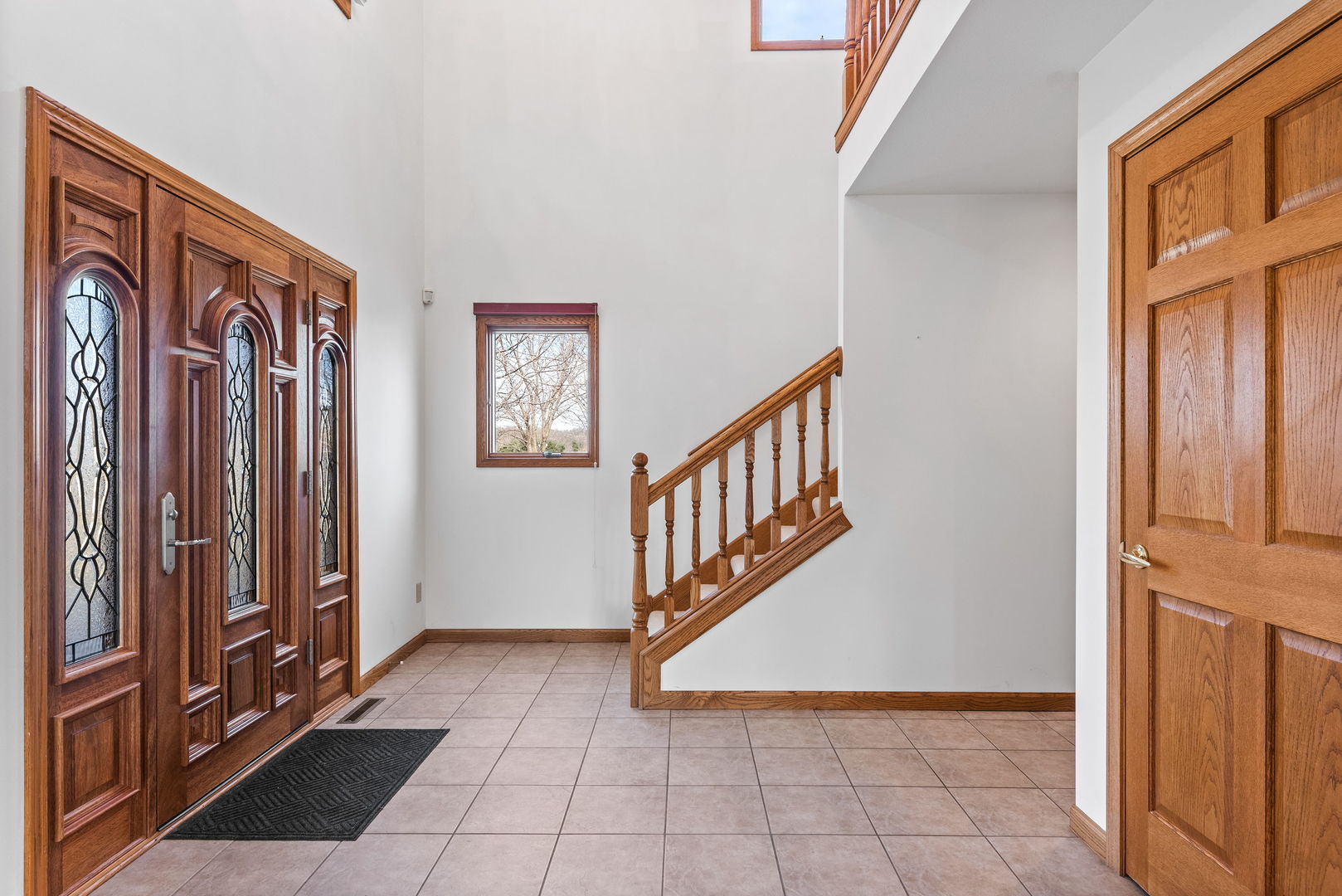 531 South Hieland Road St. Anne, IL 60964 - Photo 3 of 45 a view of an entryway with staircase