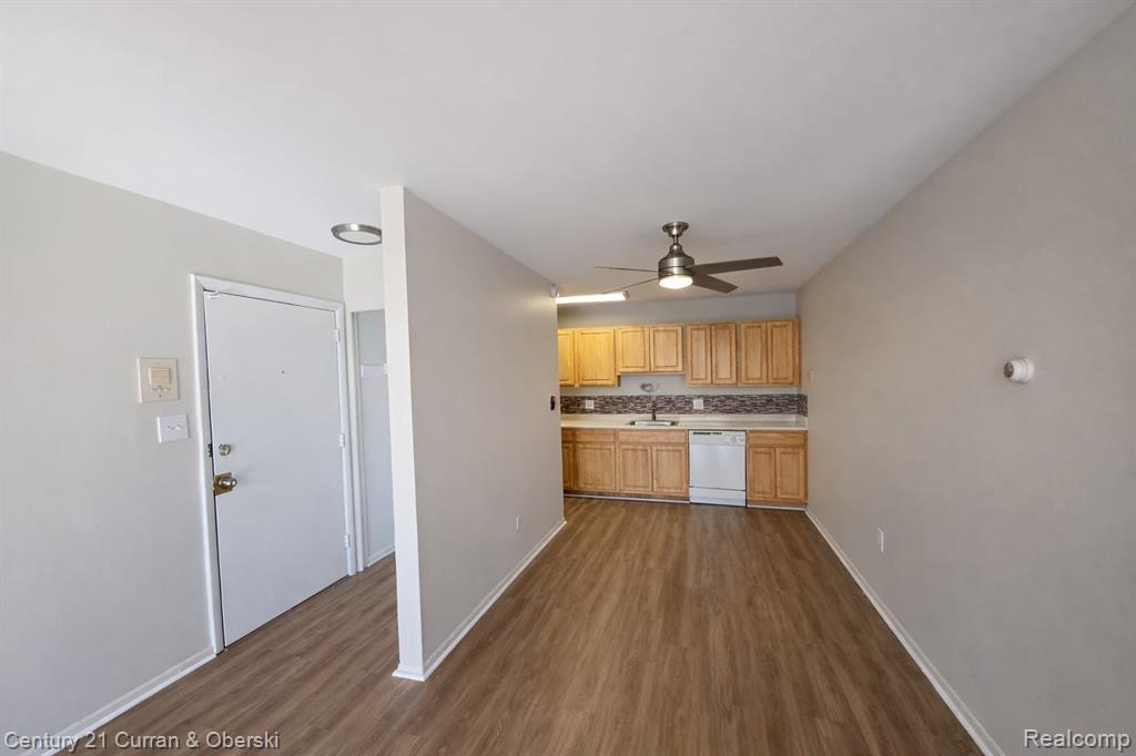 6015 Southfield Road, Unit 6 Detroit, MI 48228 - Photo 5 of 10