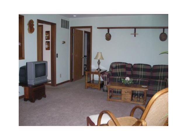 1051 Crystal Lane Springfield, OH 45502 - Photo 4 of 8