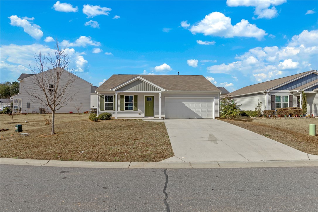 209 Celebration Avenue Anderson, SC 29625 - Photo 4 of 36