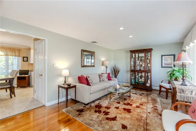 $574,900 | 17 Woodview Drive, Cranston, RI 02920