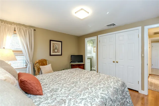 $574,900 | 17 Woodview Drive, Cranston, RI 02920