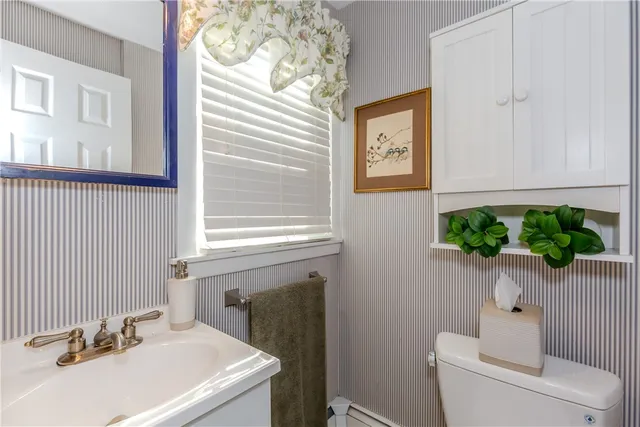 $574,900 | 17 Woodview Drive, Cranston, RI 02920