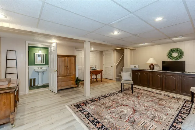 $574,900 | 17 Woodview Drive, Cranston, RI 02920