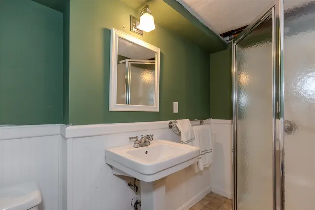 $574,900 | 17 Woodview Drive, Cranston, RI 02920